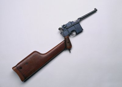 Mauser selvlastende 7,63 mm pistol M1896,1898 ca. av German School