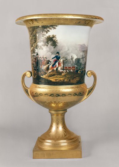 Urne som viser hertugen av Wellington i en kampscene fra den prøyssiske middagstjenesten, Berlin, 1816-19 (porselen og forgylt) av German School
