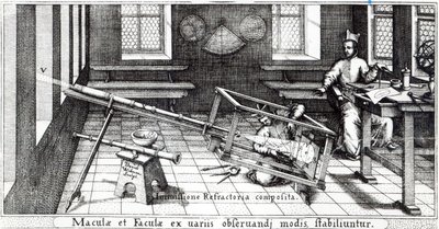 Ulike metoder for å observere solflekker, illustrasjon fra 'Rosa Orsina' av Christoph Scheiner, publisert 1630 (gravering) (s/hv foto) (detalj av 294057) av German School
