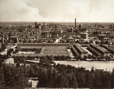 Panorama over byen Bologna: utsikt fra San Michele i Bosco. av Giacomo Brogi