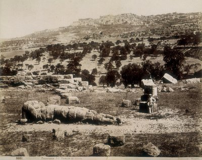 Agrigento: utsikt over ruinene av Jupiter-tempelet av Giorgio Sommer