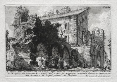Utsikt over restene, eller begge enden av buene som ledet Acqua Giulia av Giovanni Battista Piranesi