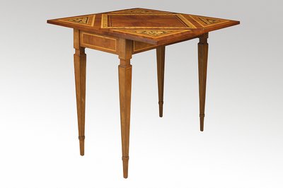 Bord av Giuseppe Maggiolini