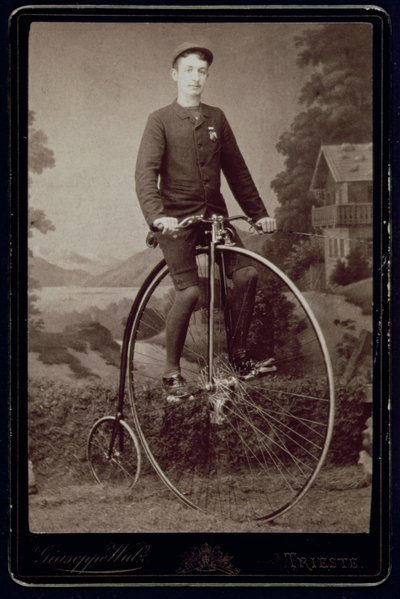 The Cyclist (sølvbromid gelatintrykk) av Giuseppe Wulz