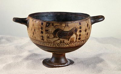Kotyle med svart figur, ca. 600-500 f.Kr. (keramikk) (se også 307544 og 307545) av Greek