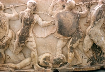 Slåss om kroppen til Patroclus, frise fra Siphnian Treasury, ca. 525 f.Kr. (marmor) av Greek