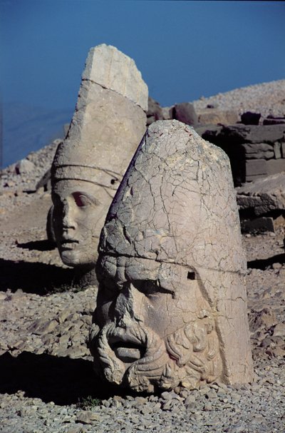 Hodet for Zeus-Oromandes og en gudinne av Greek