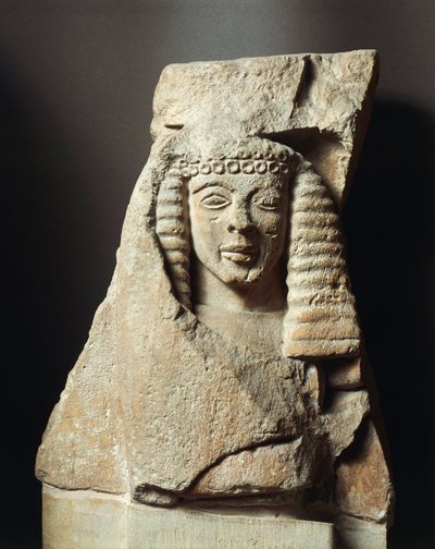 Metopefragment med kvinneskikkelse, fra Mykene, Hellas, 700-tallet f.Kr. (kalkstein) av Greek