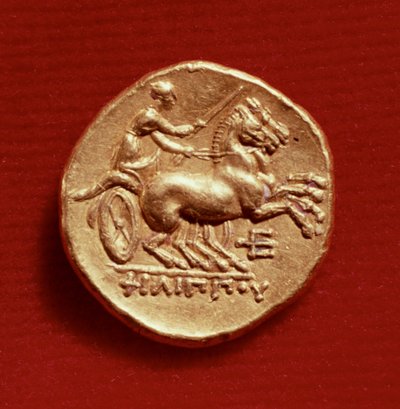 Baksiden av en stater av Filip II (382–336 f.Kr.) fra Makedonia som viser en vognfører, 356–336 f.Kr. (gull) av Greek School