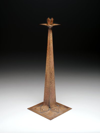 Candlestick, c.1907 (copper) av Gustav Stickley