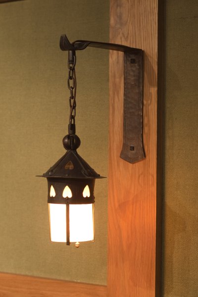 Par lampetter, ca. 1904-1913 (kobber og glass) av Gustav Stickley