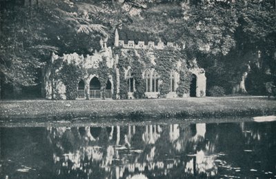 Ruinene ved Frogmore, c1899, 1901 av HN King