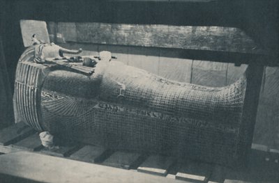 Triple Nest of Golden Caskets to Preserve Poor Human Clay, c1935 av Harry Burton