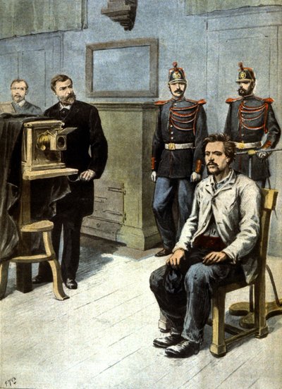 begynnelsen av antropometrisk fotografi, ca. 1895 (illustrasjon) av Henri Meyer
