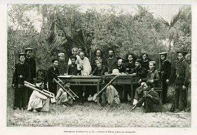 Avhør av pirater. Gravering av Thiriat, etter et fotografi, for å illustrere historien Trente mois au Tonkin i 1884, av Doctor Hocquard, i le tour du monde 1889, regissert av Edouard Charton (1807-1890), Hachette, Paris. av Henri Thiriat
