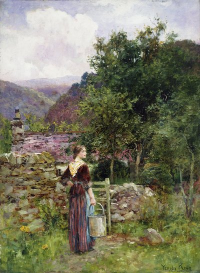 En ung jente som står utenfor en hytte og holder en bøtte, av Henry John Yeend King