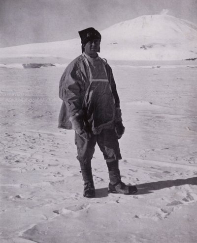 Kaptein Scott før hans siste marsj sørover (s/hvitt-bilde) av Herbert Ponting