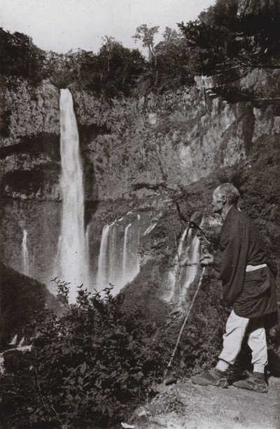 Kegon-no-taki (s/hvitt bilde) av Herbert Ponting