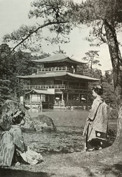 Kinkakuji The Golden Pavilion, 1910. av Herbert Ponting