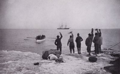 Etterlatt i Victoria Land (s/hvitt bilde) av Herbert Ponting