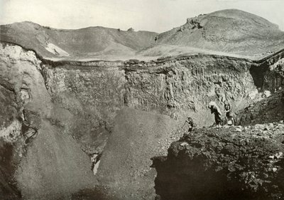 Det hellige krateret i Fuji-San, 1910. av Herbert Ponting