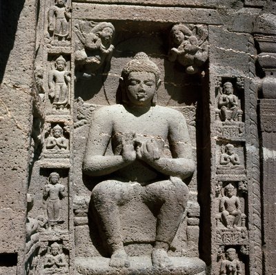 Buddha, utskåret statue i hule 19 av Indian School
