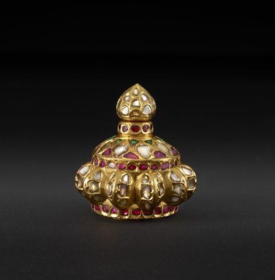 Gem-Set Kohl Bottle, midten av 1600-tallet (gull med diamanter, smaragder og rubiner) av Indian School