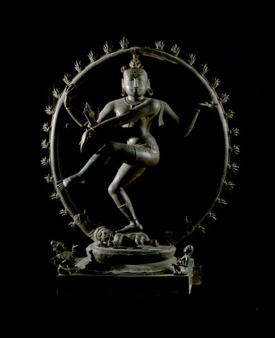 Hinduisme: representasjon av guden Shiva Nataraja, dansens gud (Shiva Nataraja, dansens herre) Bronseskulptur 1100-tallet (1100-tallet) Kolkata, indisk museum av Indian School