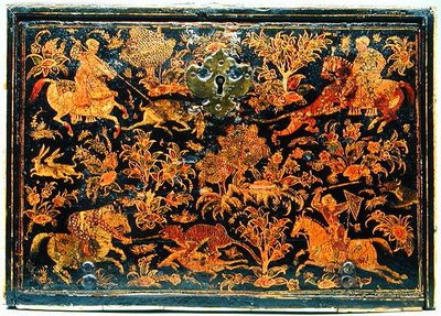 Side av et skriveskap som viser adelsmenn som jakter, 1600-tallet (lakkert tre) av Indian School