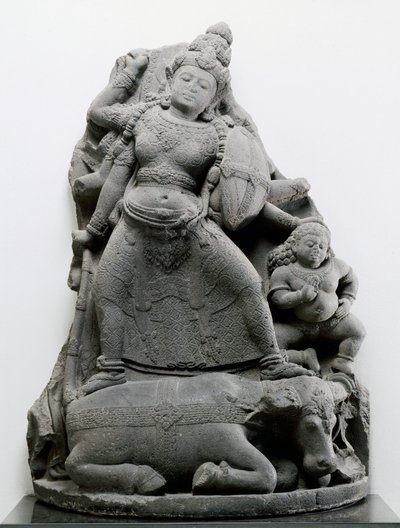Durga dreper Mahisa, ca. 1300 (vulkansk stein) av Indonesian School