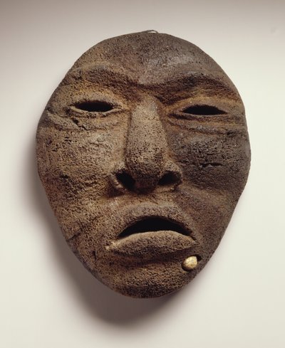 Maske (hvalbein) av Inuit School