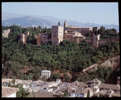 Utsikt over festningen og palasset til Alhambra av Islamic School