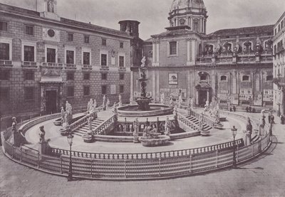 Italia: Palermo, Piazza Pretoria (s/hvitt bilde) av Italian Photographer