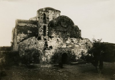 Klosteret Agios Varnavas, Engomi, Kypros, fotografi av Camille Enlart, Paris av Italian Photographer