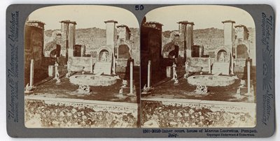 The House of Marcus Lucretius, Pompeii, fra The Underwood Travel Library, 1895 (sepia-bilde) av Italian Photographer