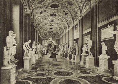 Vatikanmuseet, interiøret i statuehallen av Italian Photographer