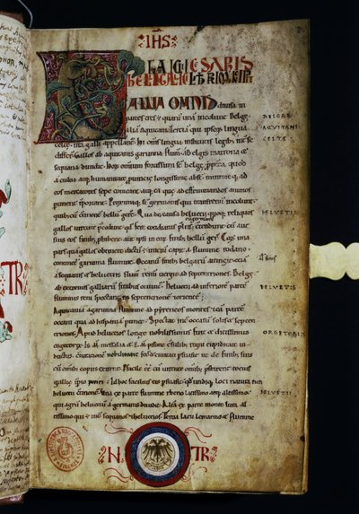 CÆSAR Gaius Julius: En side med «Kommentarer til den galliske krigen». av Italian School