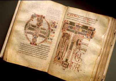 Dobbeltside av et liturgisk manuskript fra 1000-tallet. (Ms.B 8, folii 170v. 171r.) Fra Sant