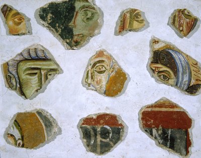 Fragmenter av et middelaldersk veggmaleri fra klosteret Monte Cassino (stein, gips og pigment) av Italian School