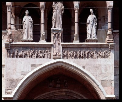 Frise av månedene for hovedinngangen (skulptur av Italian School