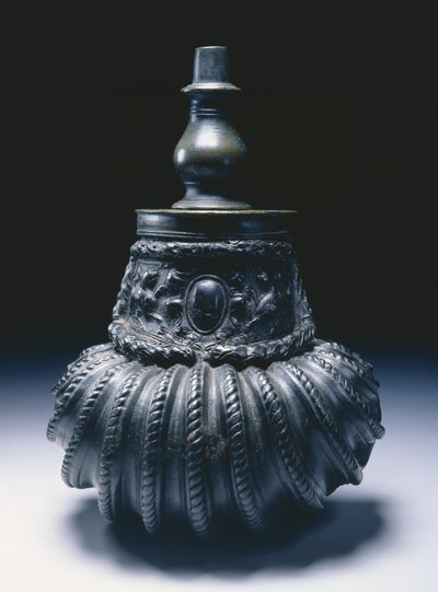 Pulverkolbe, ca. 1560-1570 av Italian School