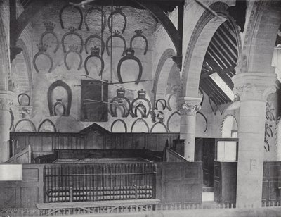 Hesteskohyllest i Oakham Castle av J. Benjamin Stone