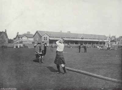 The Inverness Gathering, kaster hammeren av J. Benjamin Stone