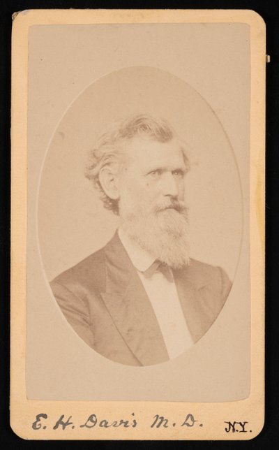 Portrett av Edwin Hamilton Davis 1811-1888, før 1888. av J Kraft