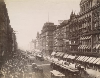 Utsikt over State Street nordover fra Madison Street, Chicago, 1890 av J. W. Taylor