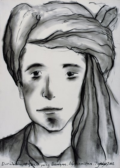 Durabali, 18 år ung, Bamyan, Afghanistan, 2002 (kull på papir) av Jacob Sutton