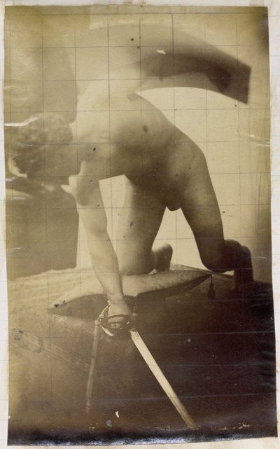 Studie van een mannelijk naaktmodel, op de knieën met een zwaard en schild in de handen, in het atelier van Jacques de Lalaing   1329795   no       norwegian Successfully Translated  Original: The Actor Iwai Hanshiro IV as Otatsu-gitsune in the Play Nue no av Jacques Lalaing (attributed to)