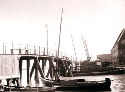 Kanalbåter, Marken Island, Nederland, 1898 av James Batkin