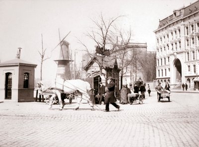Mann med hest, Rotterdam, 1898. av James Batkin