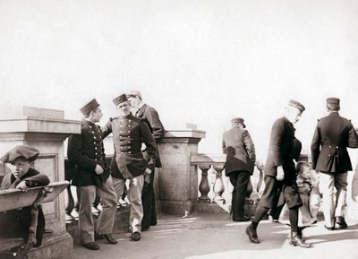 Folk i Antwerpen, 1898. av James Batkin